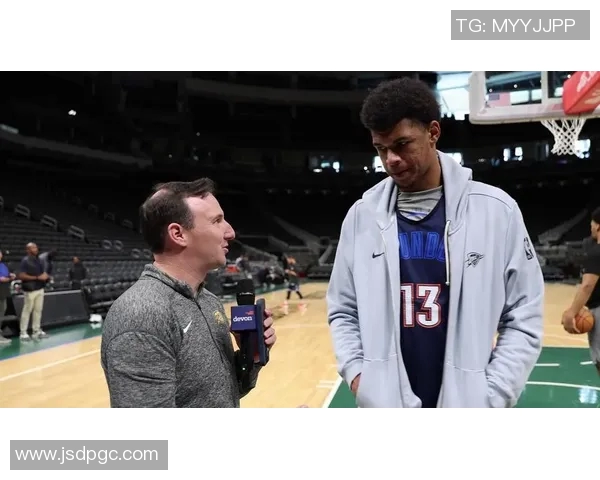 关键时刻送助攻+冷血外线！迪昂命中压哨三分 助雷霆季前赛收官战绝杀掘金