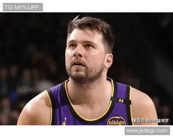 好玩儿！字母哥罚球打铁后东契奇怒吼：篮球不会撒谎