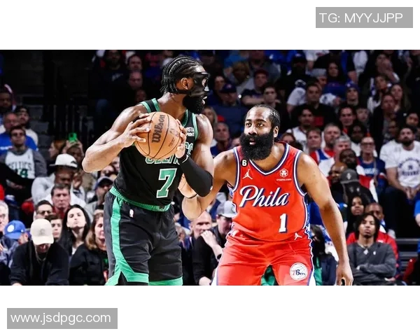 布朗谈怀特第一印象：季后赛见证其能打表现