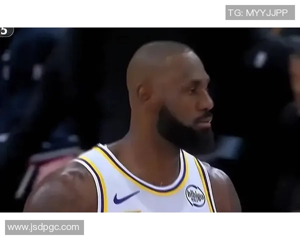 湖人88-103快船 球员评价：詹姆斯满分，拉拉维亚及格，8人低迷