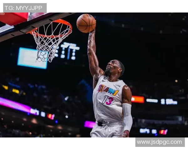 热火更新伤情：阿德巴约出战&哈克斯缺席，希罗每日观察