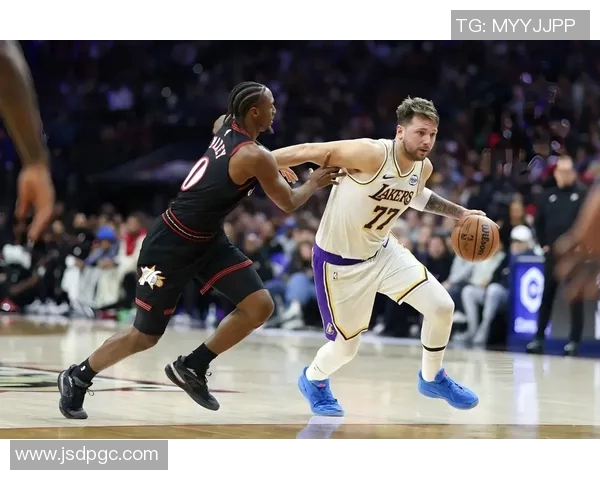 东契奇34分 湖人战胜国王