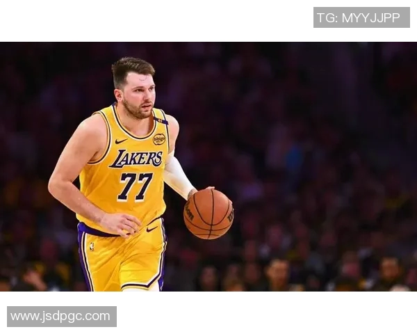 主动发声，湖人被高估了！联盟第一徒有虚名，三巨头打不了硬仗